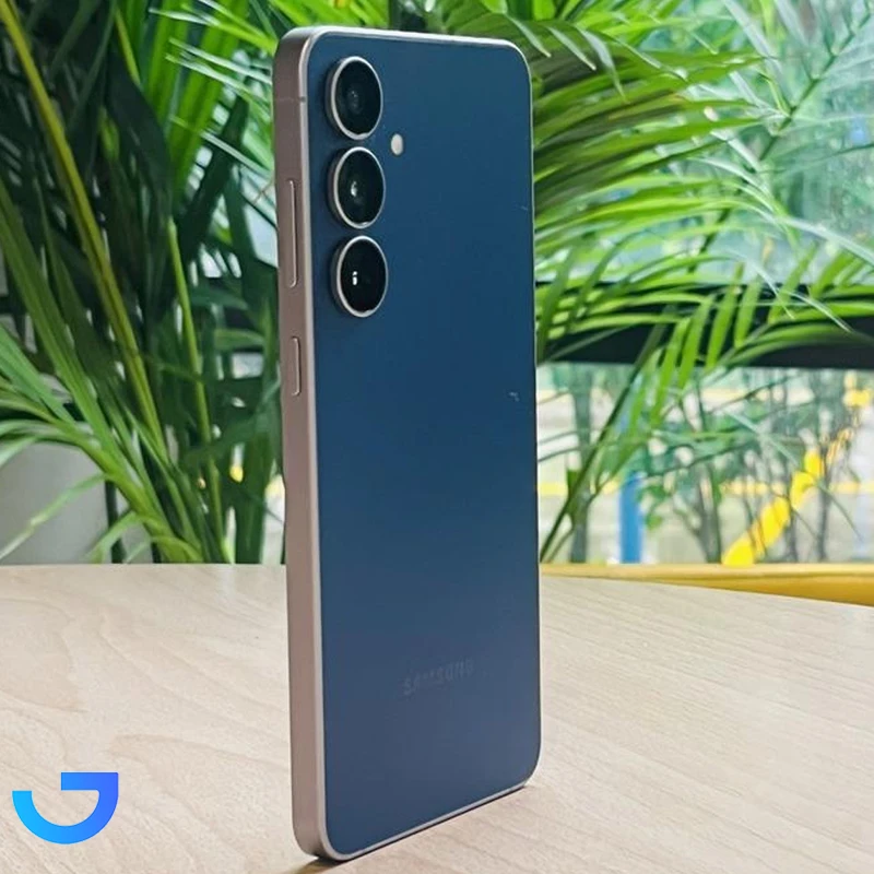 قیمت و خرید گوشی موبايل سامسونگ مدل Galaxy S25 FE ظرفیت 256 گیگابایت رم 8 گیگابایت (ویتنام) | فروشگاه آریا